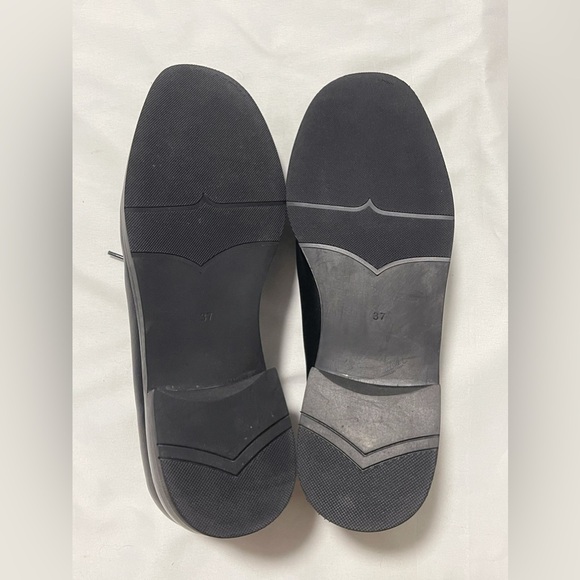 Black Leather Heart Detail Loafers - Picture 10 of 10